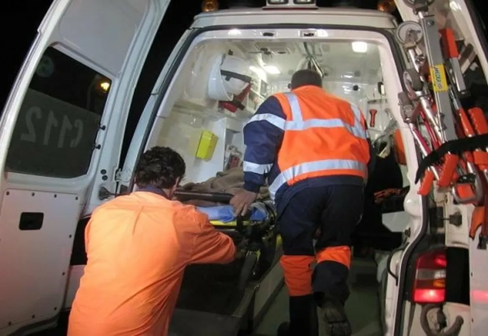 Un șofer român s-a răsturnat cu TIR-ul pe o autostradă în Germania