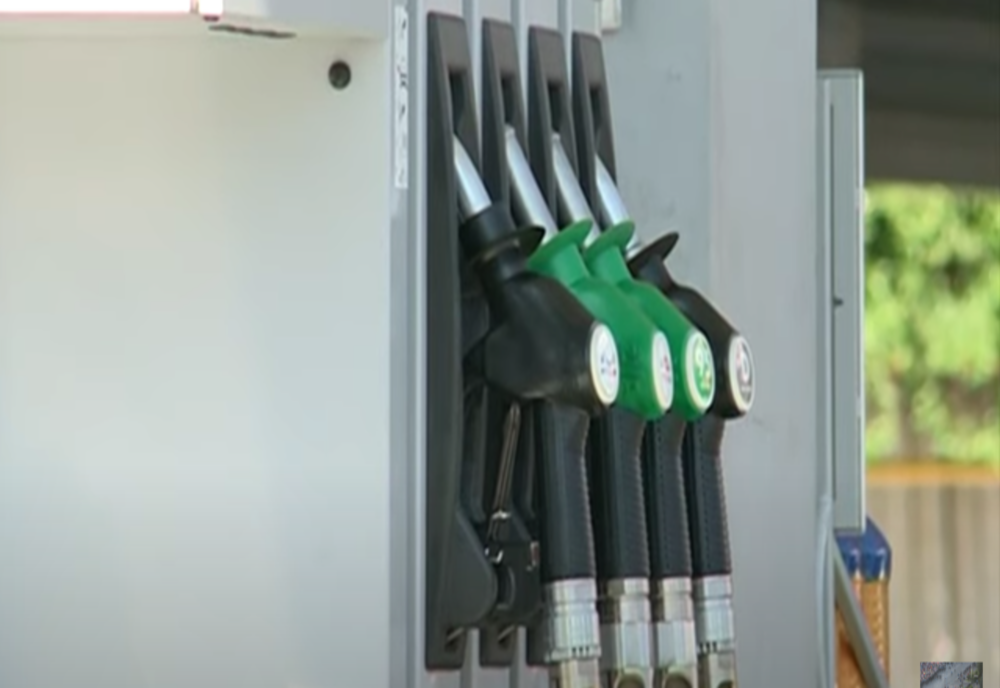 Benzina și motorina se scumpesc de la 1 ianuarie - Cu cât cresc prețurile
