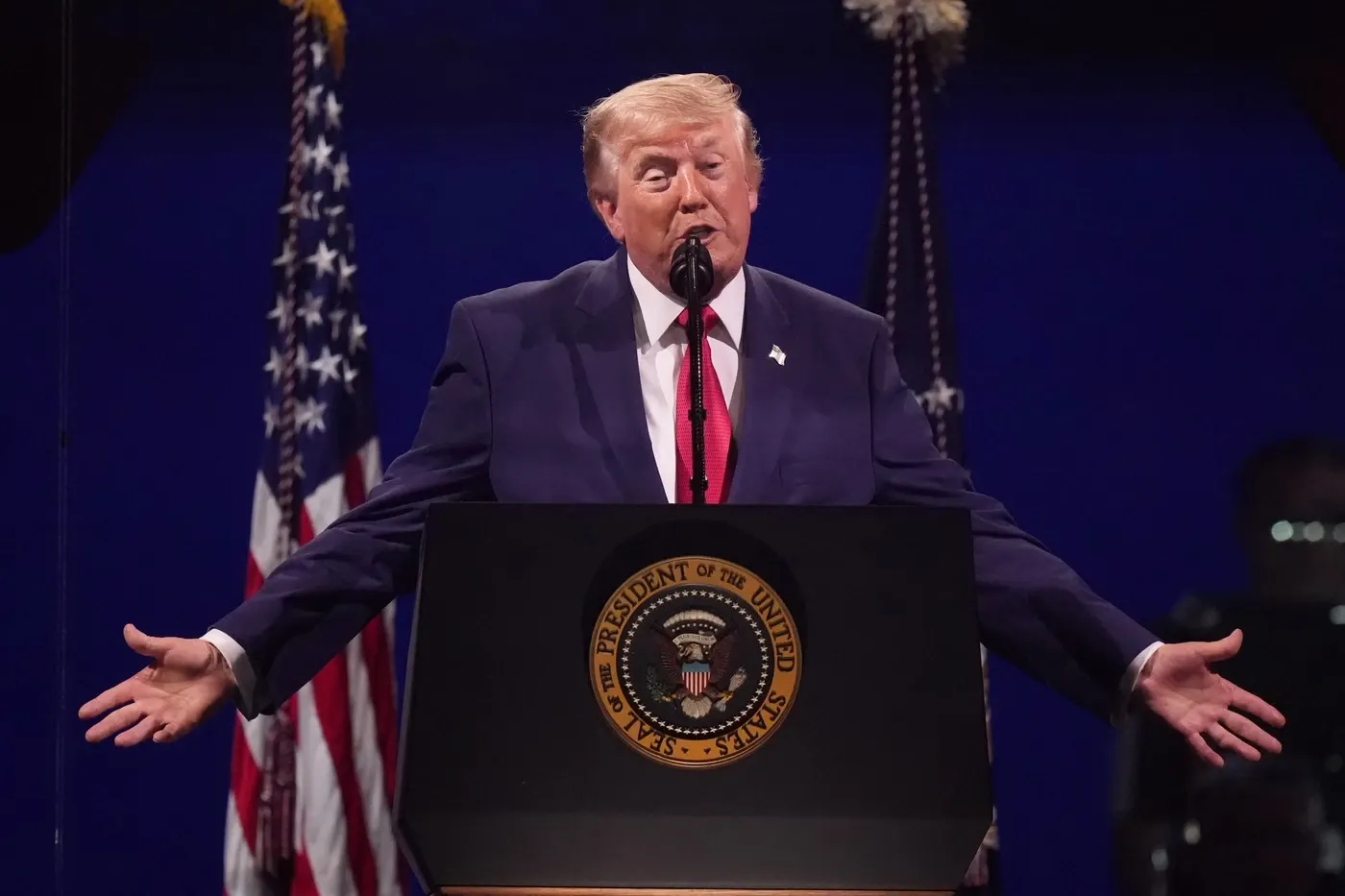 Donald Trump vorbește despre plecarea de la Casa Albă, dar menține speculațiile privind o candidatură în 2028