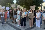 Proteste de amploare în Kiev şi în mai multe alte oraşe din Ucraina. Oamenii au ieșit în stradă după demiterea ministrului Apărării