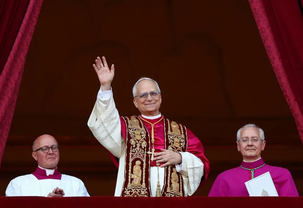 PAPA LEON AL XIV-lea, DISPUS SĂ GĂZDUIASCĂ NEGOCIERI DE PACE PENTRU UCRAINA LA VATICAN