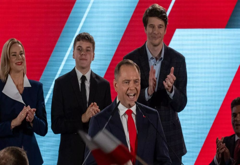 KAROL NAWROCKI, CANDIDATUL SUVERANIST, A CÂȚTIGAT ALEGERILE PREZIDENȚIALE ÎN POLONIA